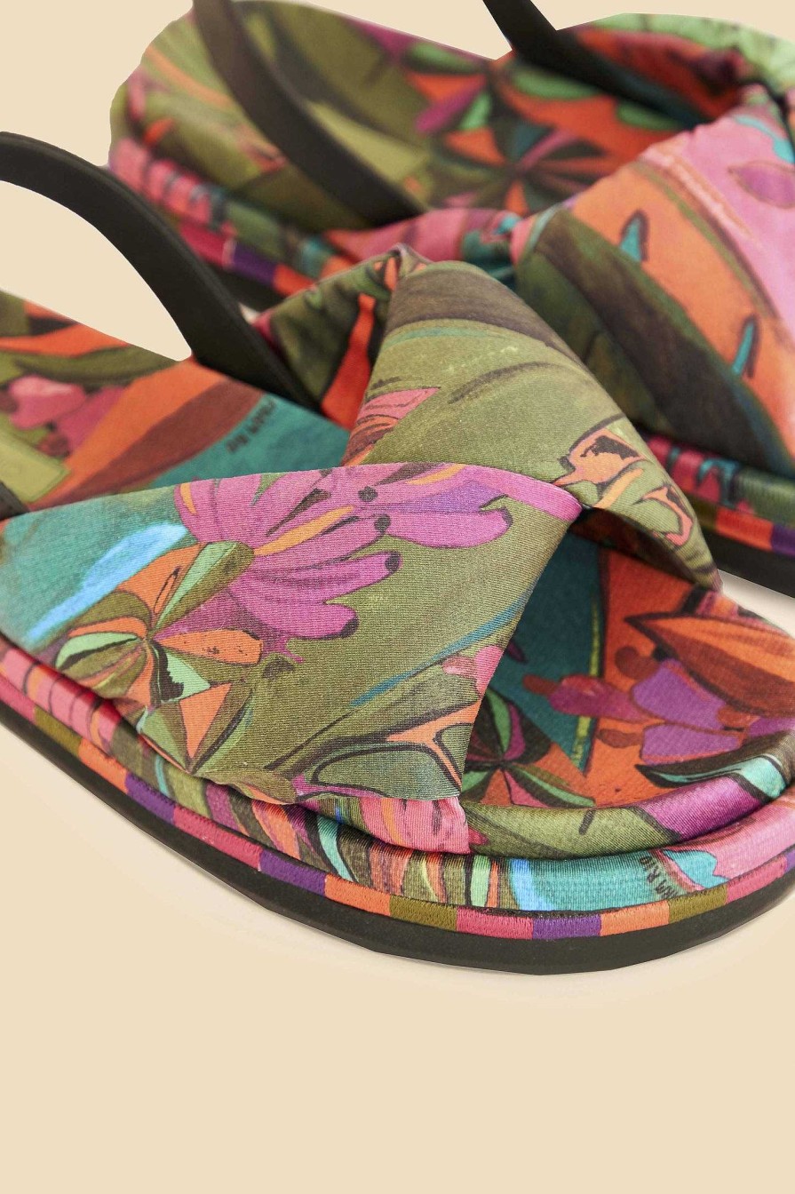 Shoes FARM Rio | Banana Leaves Puffy Flat Sandal